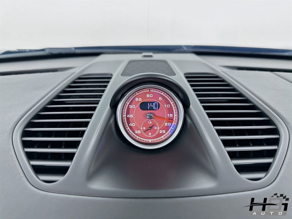 Used 2019 Porsche 911 Turbo image 19