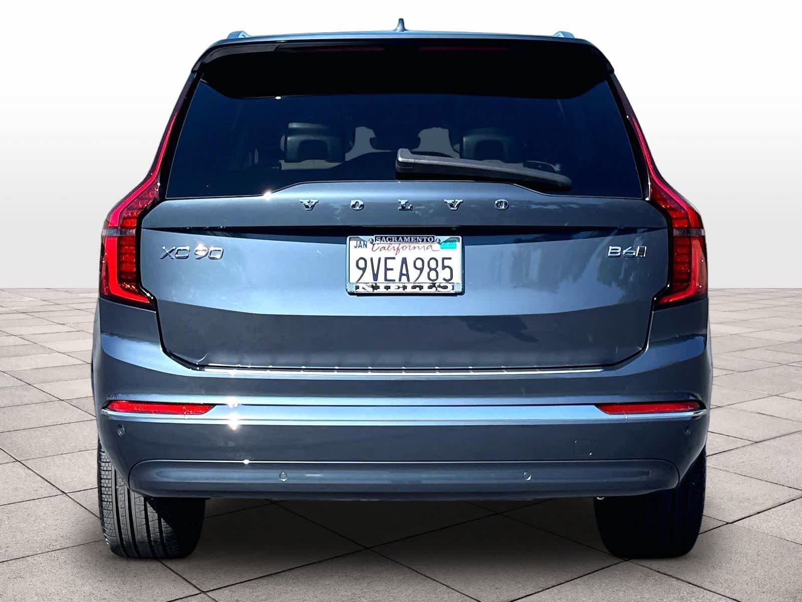 Used 2026 Volvo XC90 B6 Plus w/ Protection Package Premier AWD/4WD image 7