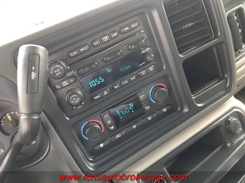 Used 2003 GMC Yukon XL SLT w/ 1SD Preferred Equipment Group AWD/4WD image 17