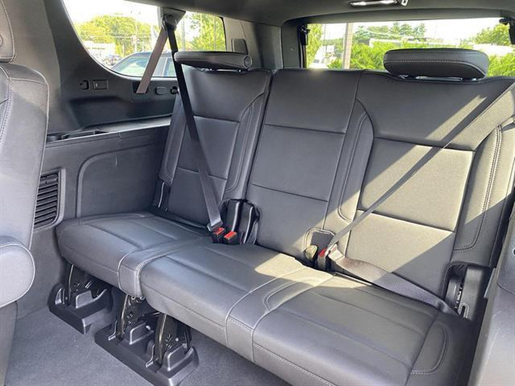 Certified 2026 Chevrolet Suburban LT w/ Comfort Package AWD/4WD image 62