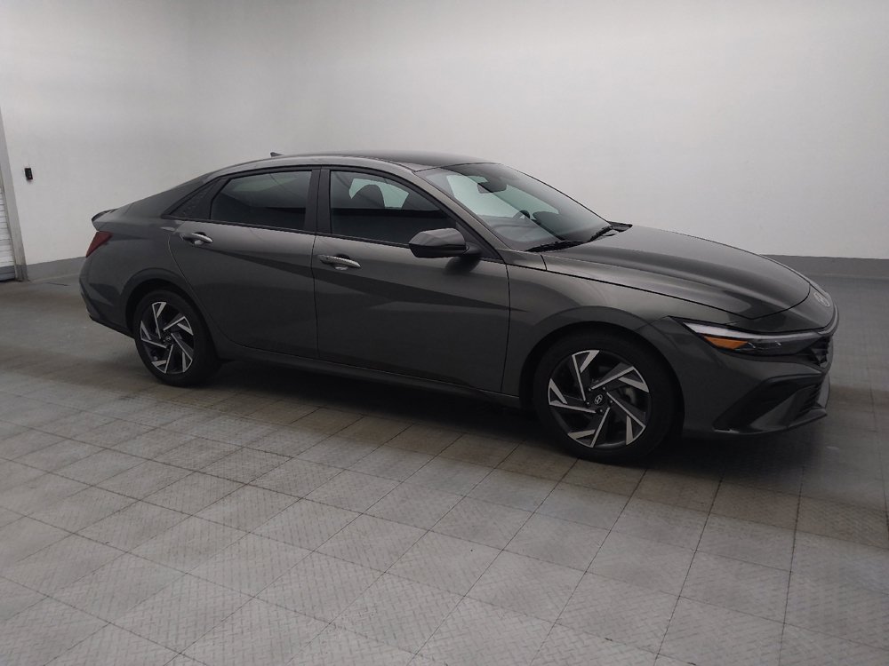 Used 2025 Hyundai Elantra Sport FWD image 11