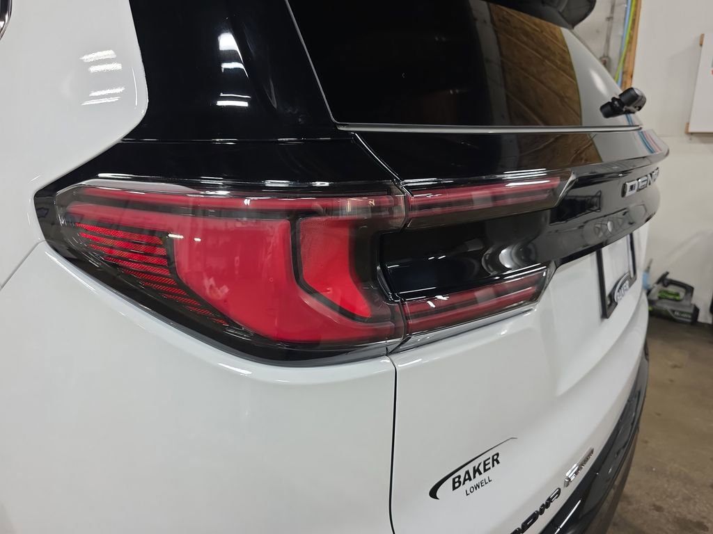 New 2026 GMC Acadia Denali Ultimate w/ LPO, Floor Liner Package image 39