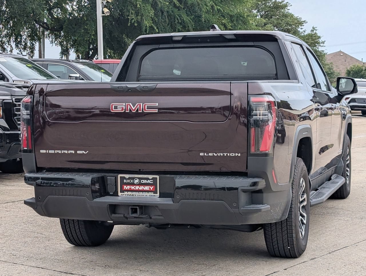 New 2026 GMC Sierra EV Elevation w/ Premium Package AWD/4WD image 4