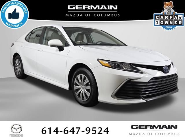 Used 2023 Toyota Camry LE image 5