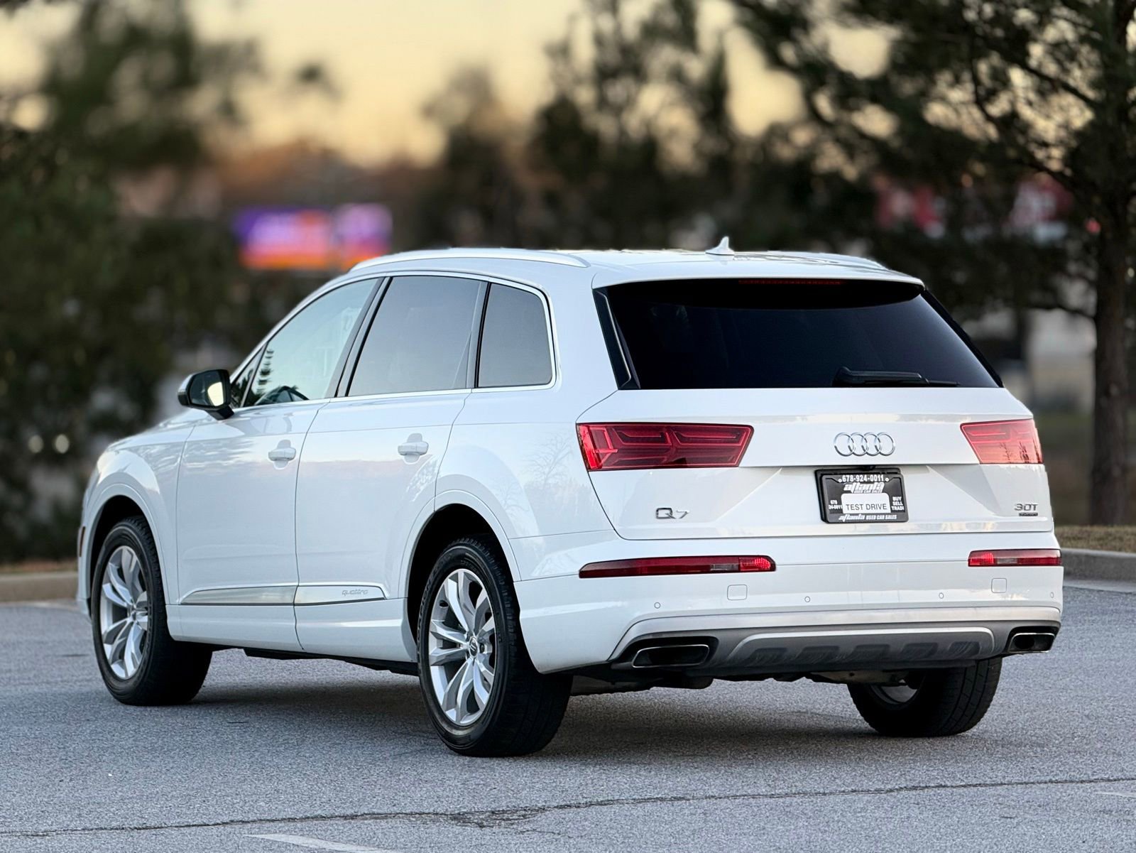 Used 2018 Audi Q7 3.0T Premium Plus image 9