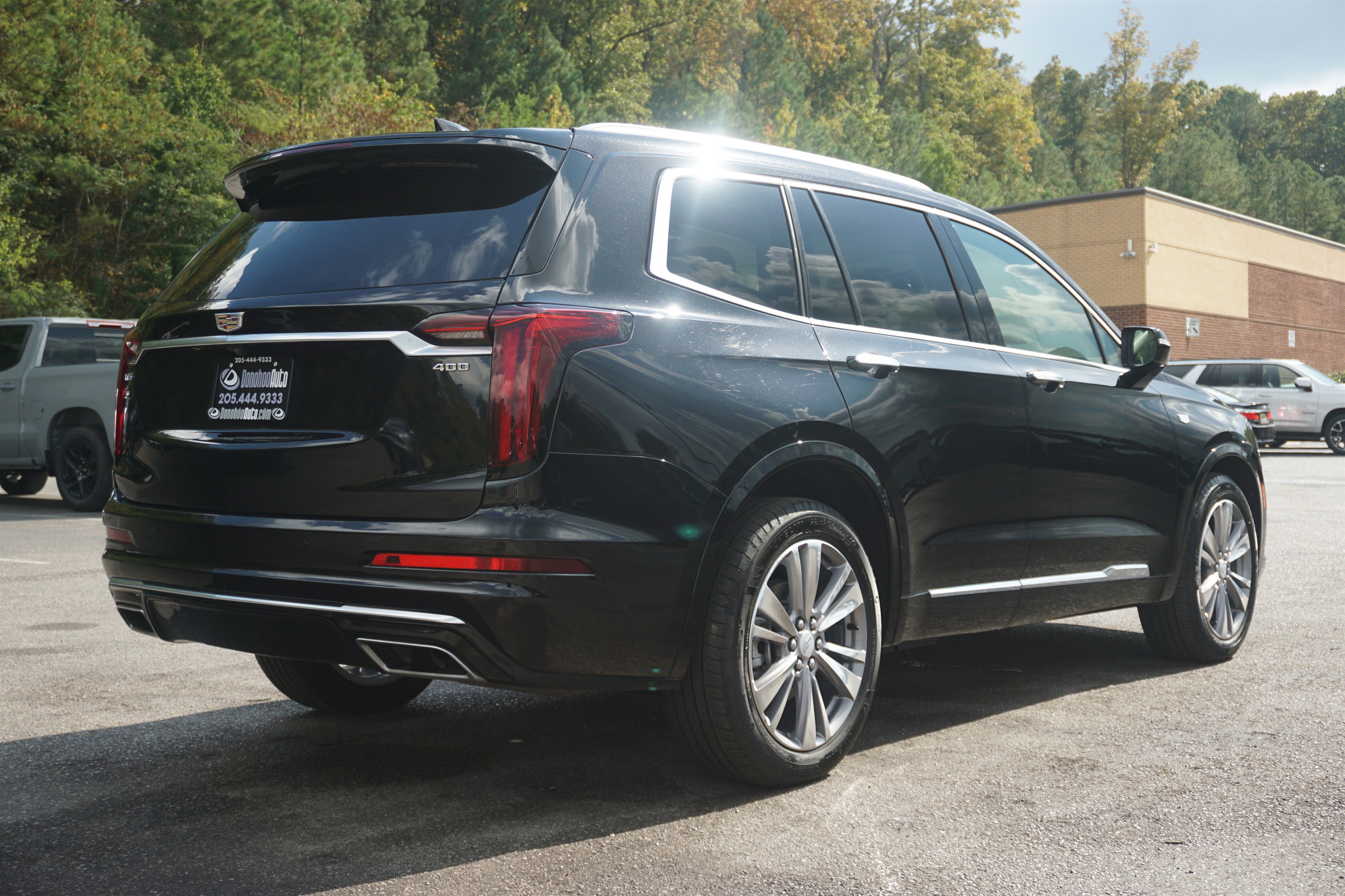Used 2025 Cadillac XT6 Premium Luxury image 9