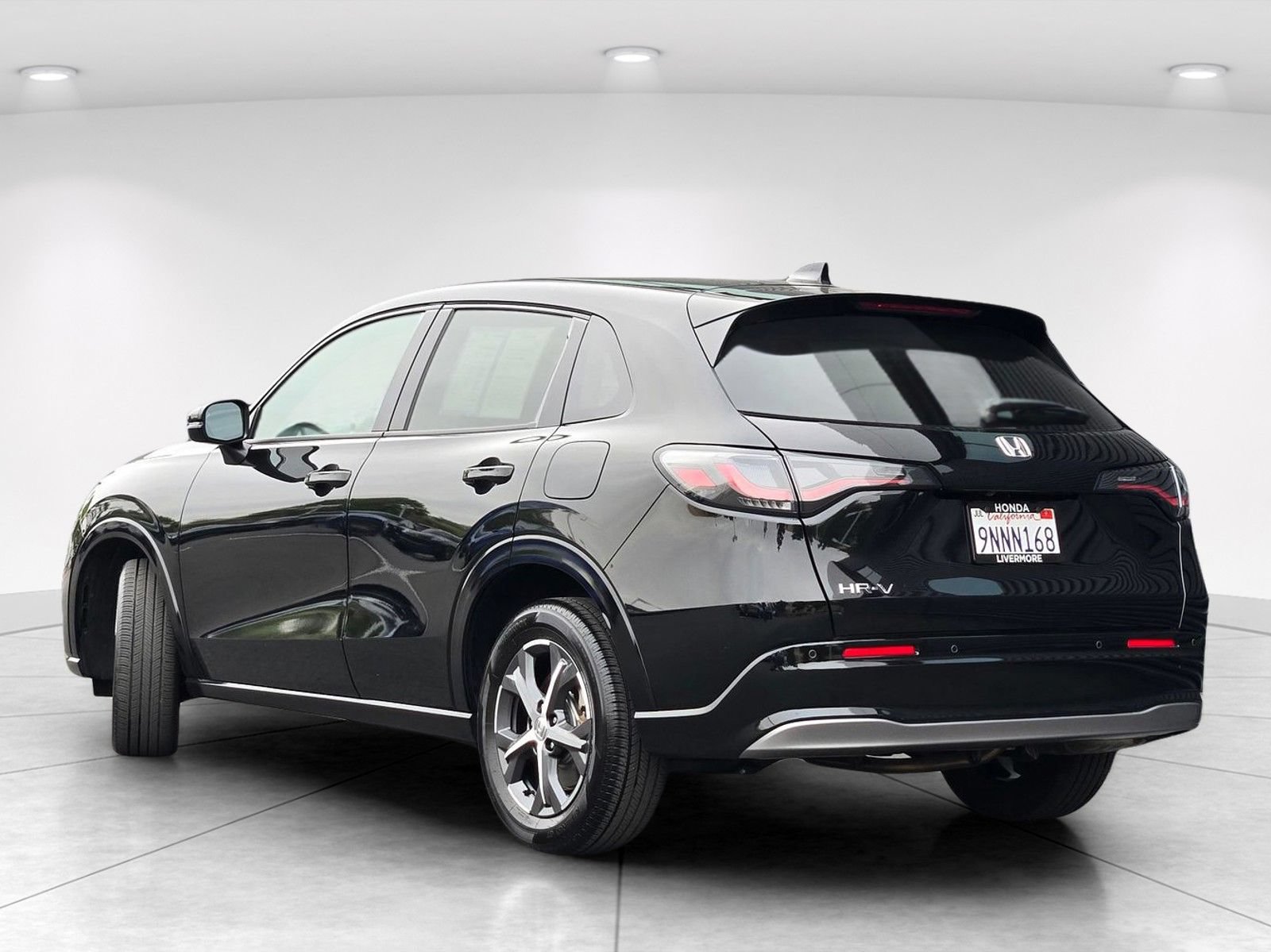 Used 2025 Honda HR-V EX-L image 4