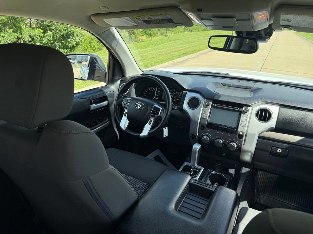 Used 2019 Toyota Tundra SR5 w/ TRD Off Road Package AWD/4WD image 18