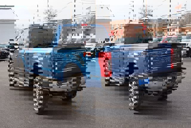 Certified 2022 Ford F250 Lariat w/ Lariat Ultimate Package image 18