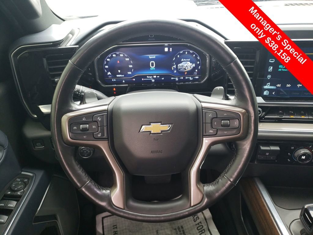 Used 2022 Chevrolet Silverado 1500 High Country w/ Technology Package AWD/4WD image 15