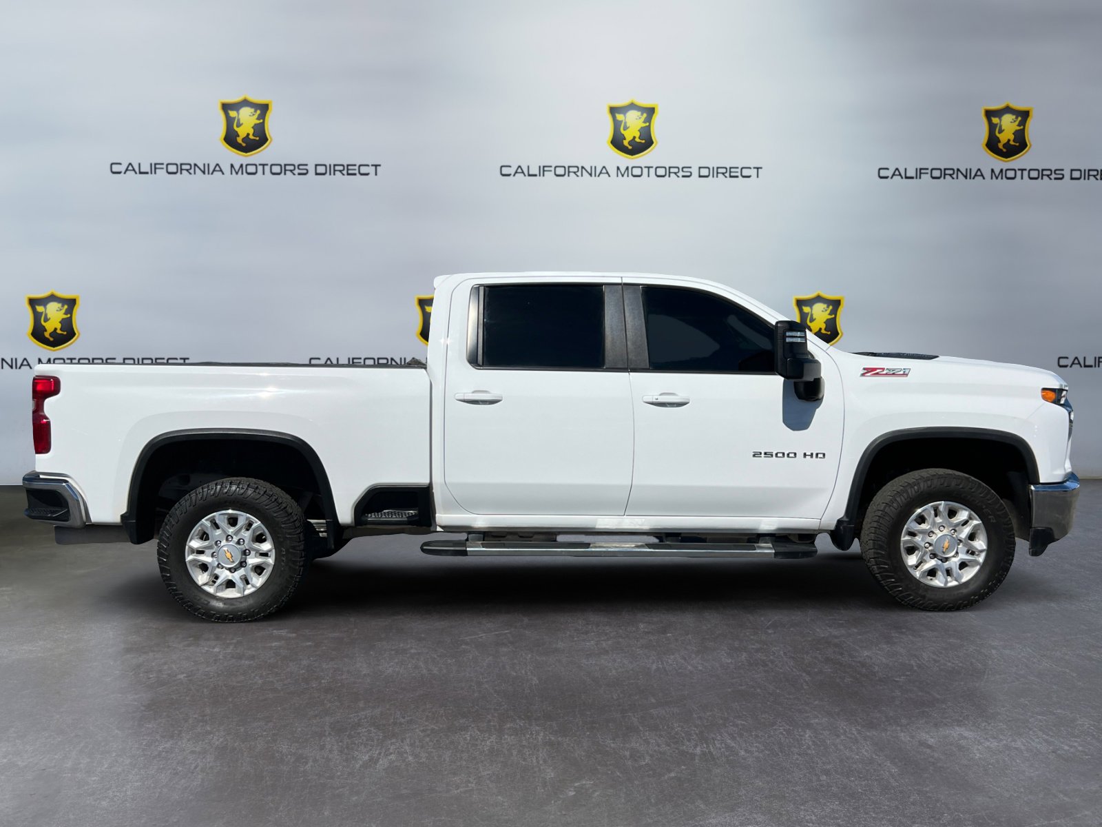 Used 2023 Chevrolet Silverado 2500 LT w/ Convenience Package image 6