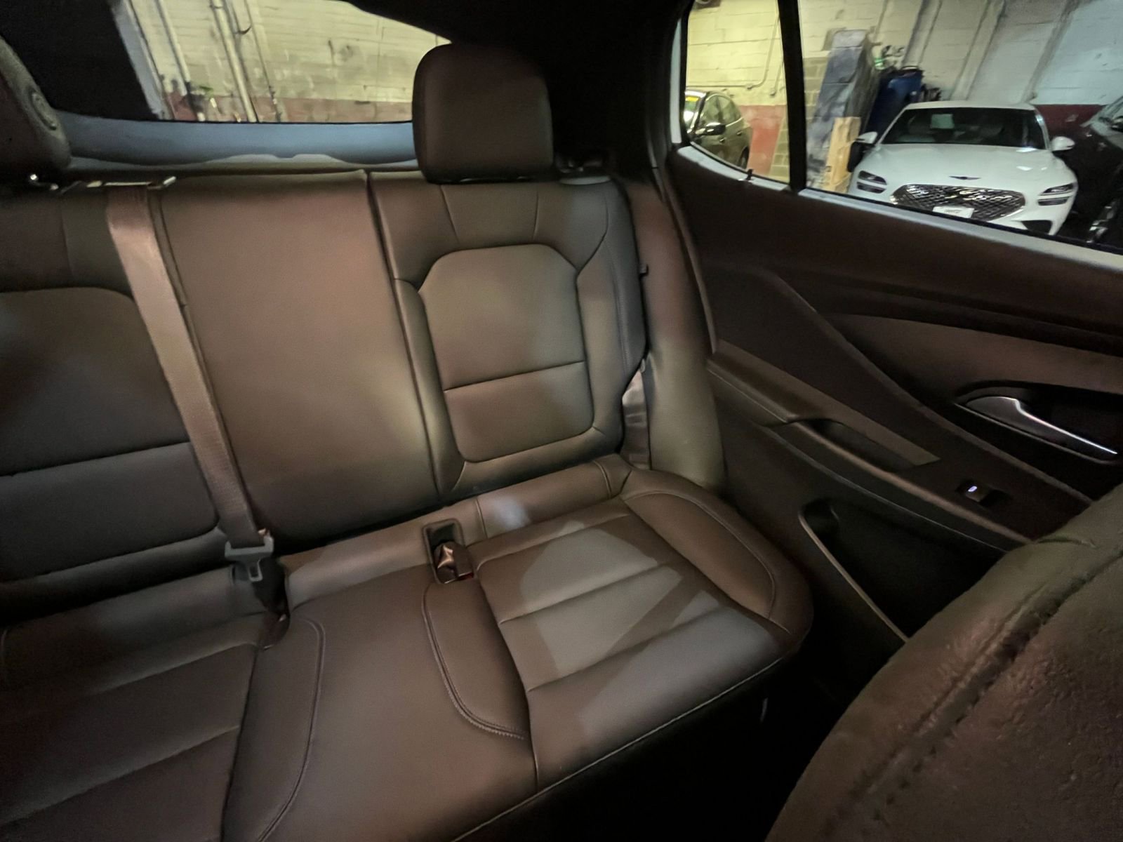 Used 2025 Buick Envista Sport Touring image 36