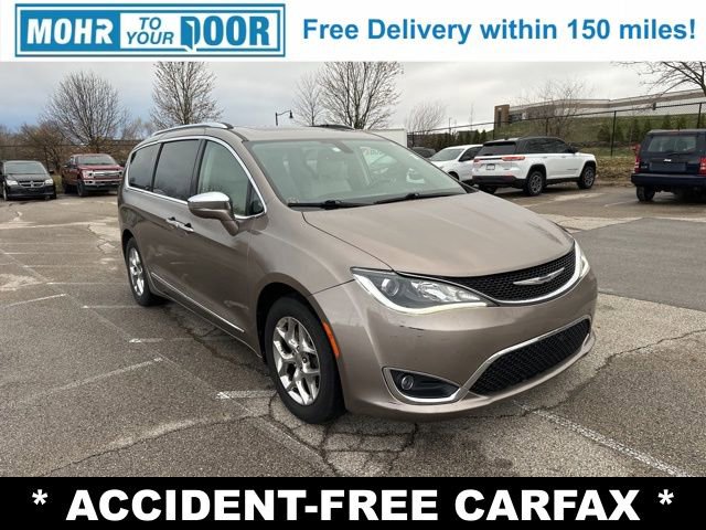 Used 2018 Chrysler Pacifica Limited image 3