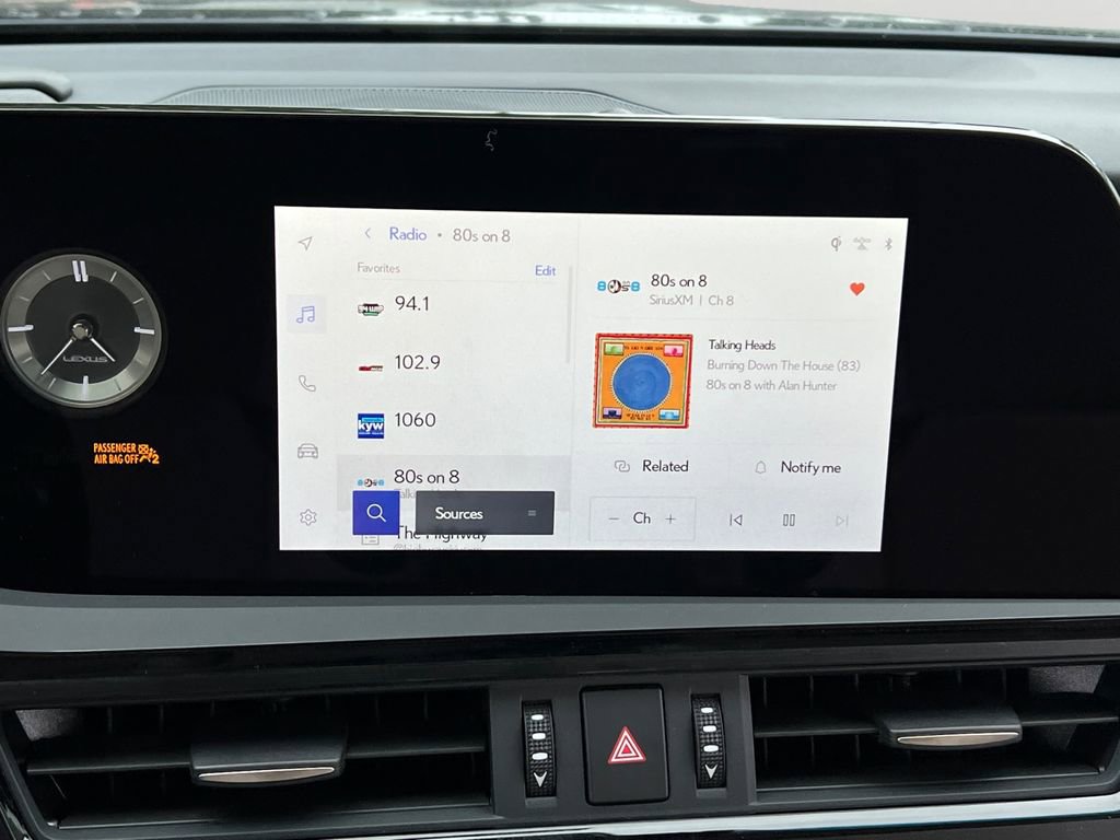 New 2025 Lexus ES 300h w/ Premium Package image 22