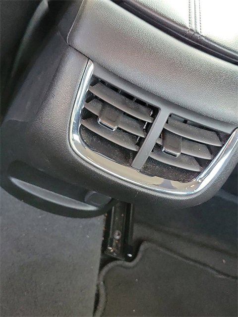 Used 2023 Chevrolet Malibu LT image 28