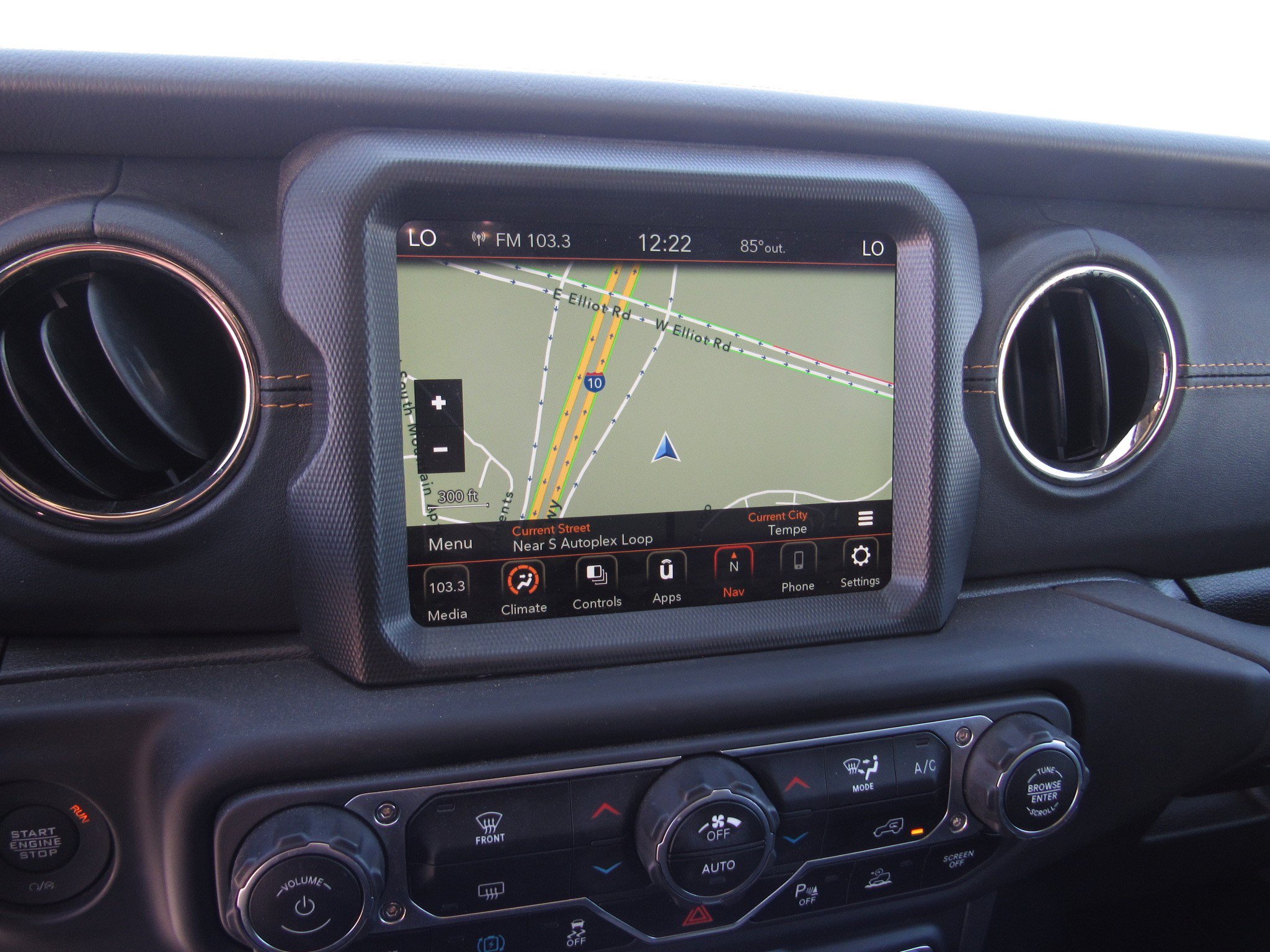 Used 2023 Jeep Wrangler Unlimited Sahara AWD/4WD image 18