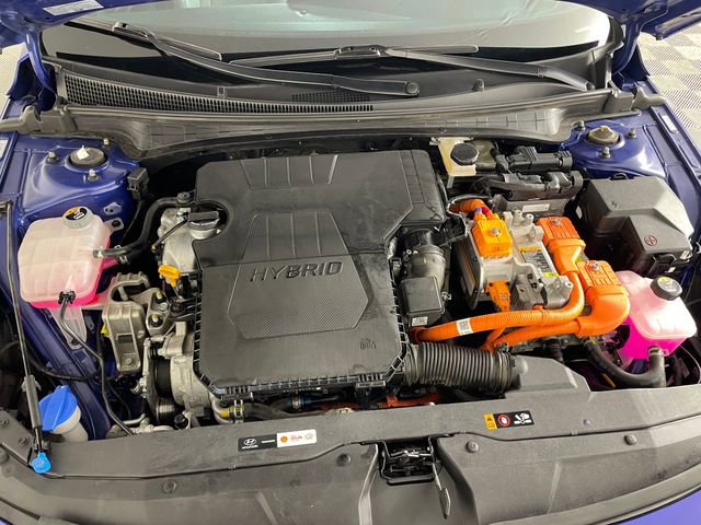 Used 2023 Hyundai Elantra Limited image 23