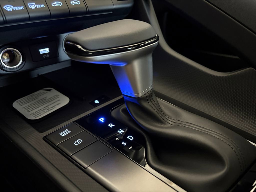 New 2026 Hyundai Elantra Sport FWD image 25