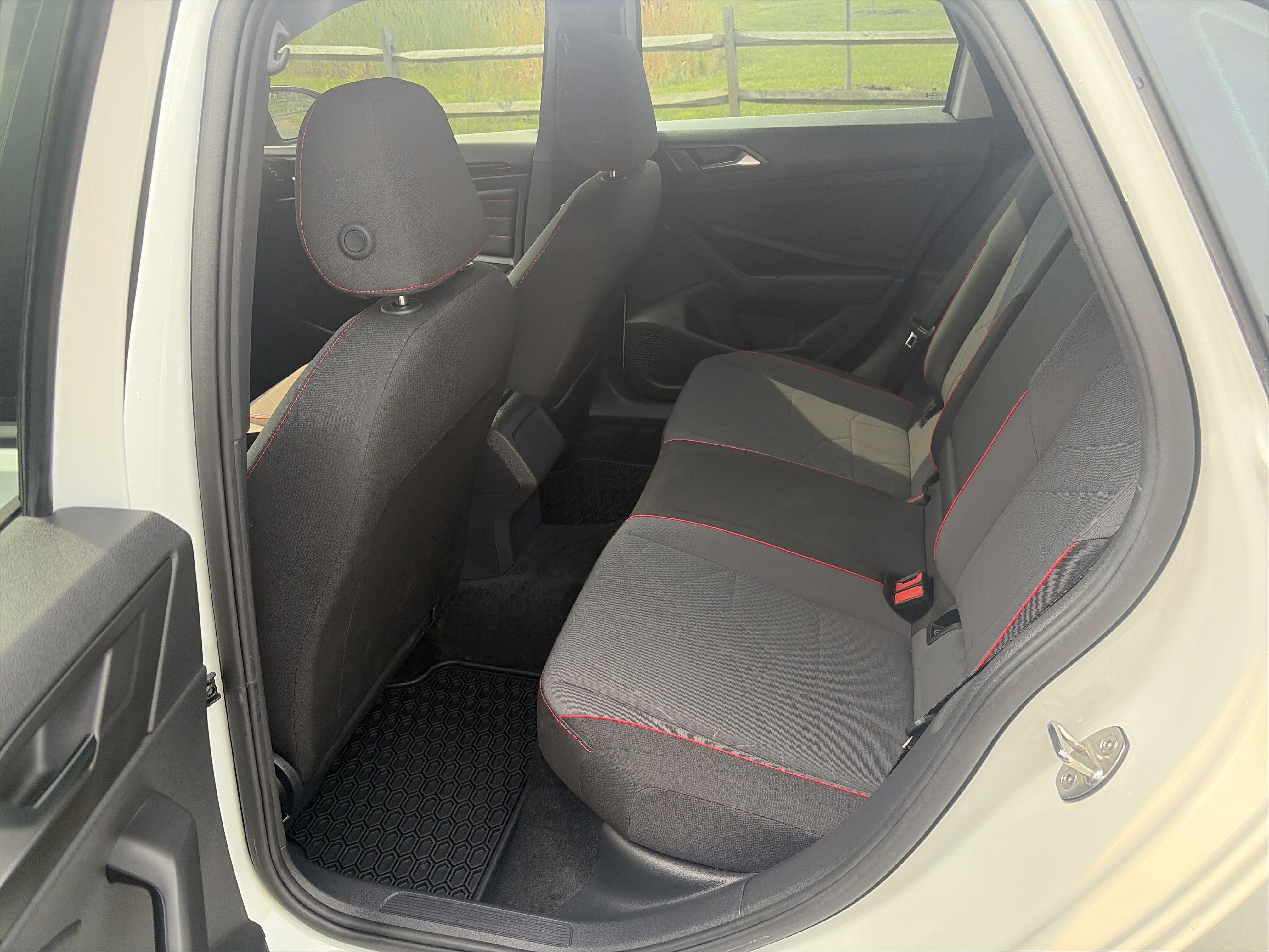 Used 2024 Volkswagen Jetta GLI 40th Anniversary Edition FWD image 20