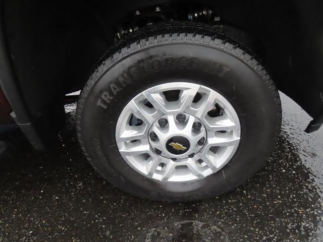 Used 2024 Chevrolet Silverado 2500 LT w/ Convenience Package image 11