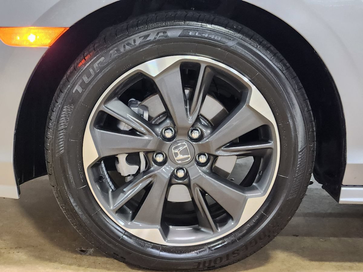 Used 2023 Honda Odyssey Elite image 19