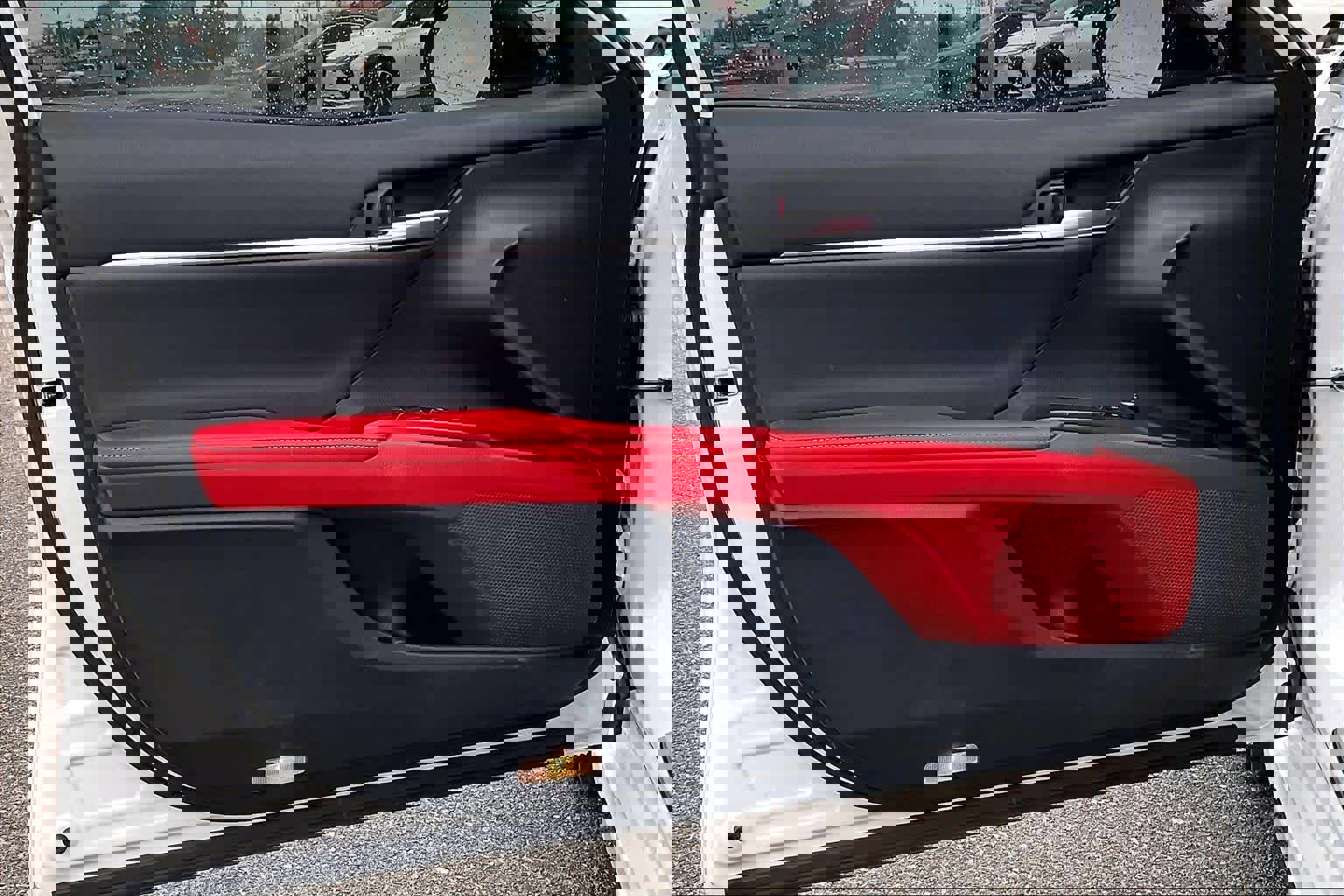 Used 2024 Toyota Camry XSE w/ Navigation Package image 21