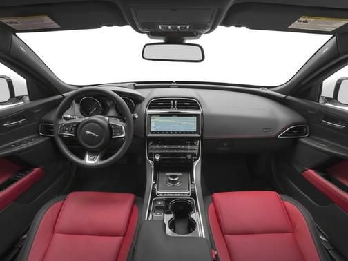 Used 2018 Jaguar XE R-Sport AWD/4WD image 8