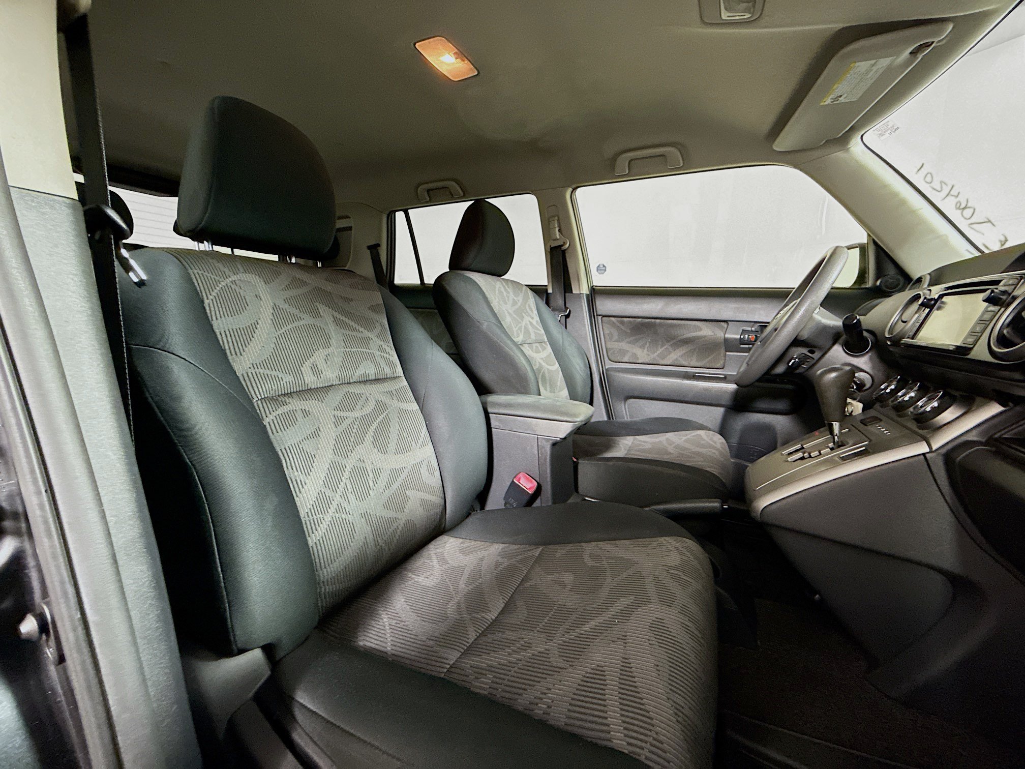 Used 2014 Scion xB FWD image 23