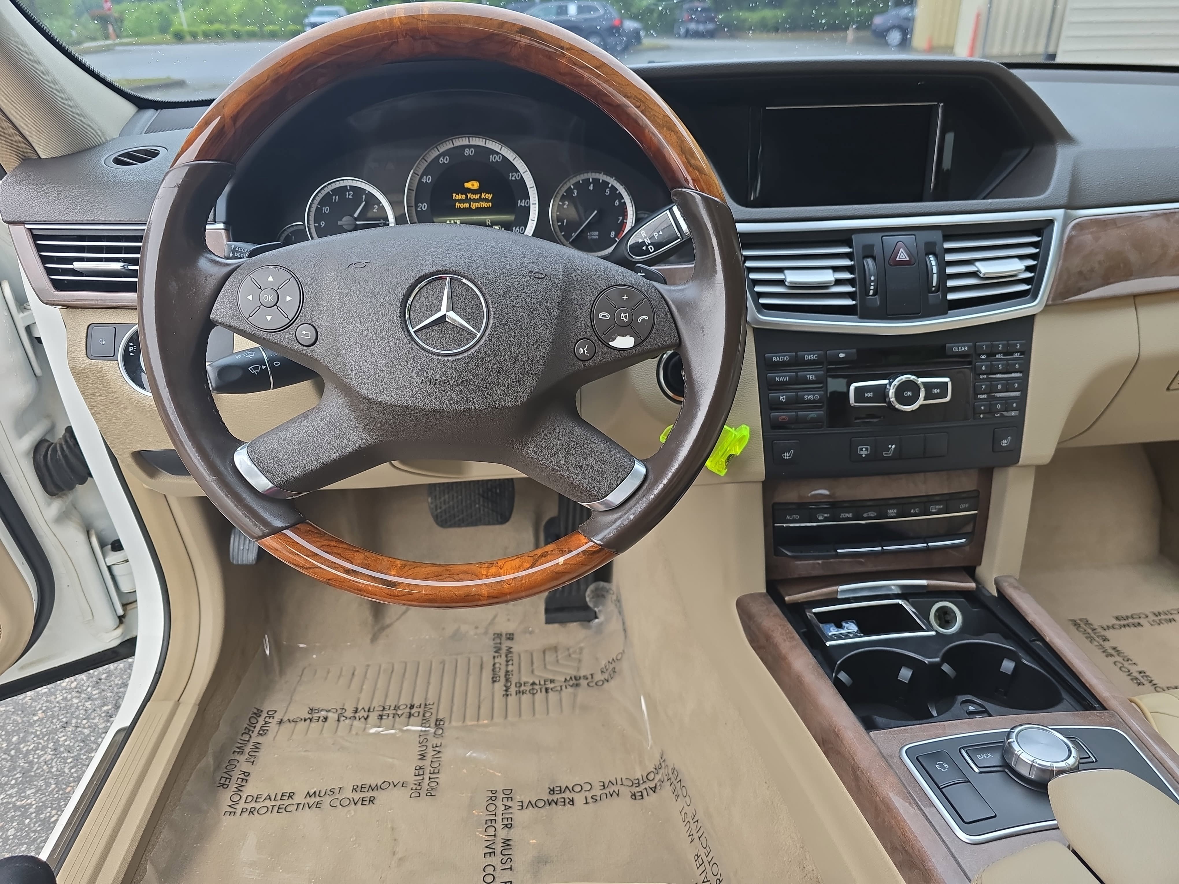 Used 2013 Mercedes-Benz E 350 Sedan image 16