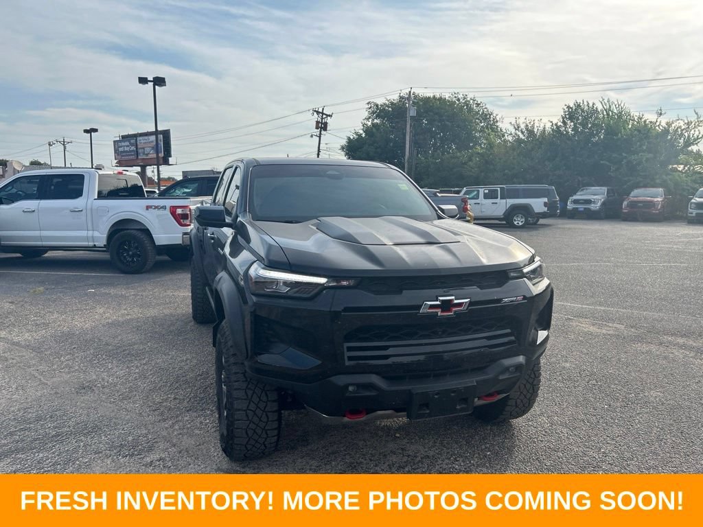 Used 2024 Chevrolet Colorado ZR2 w/ Technology Package
