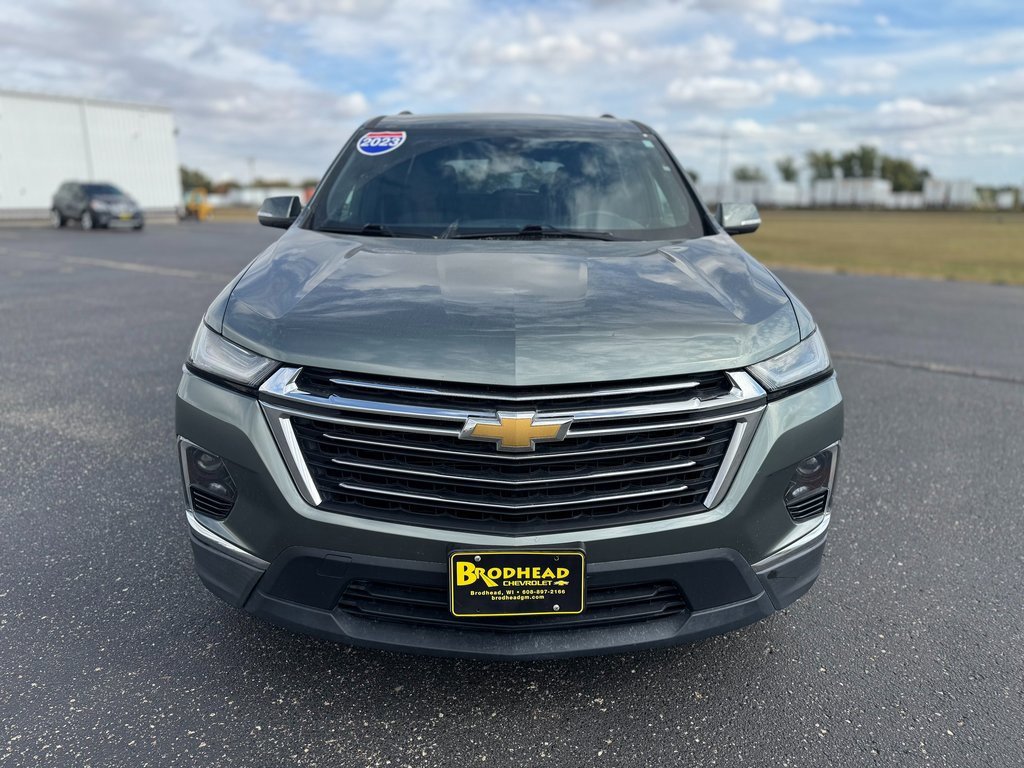 Used 2023 Chevrolet Traverse LT image 8