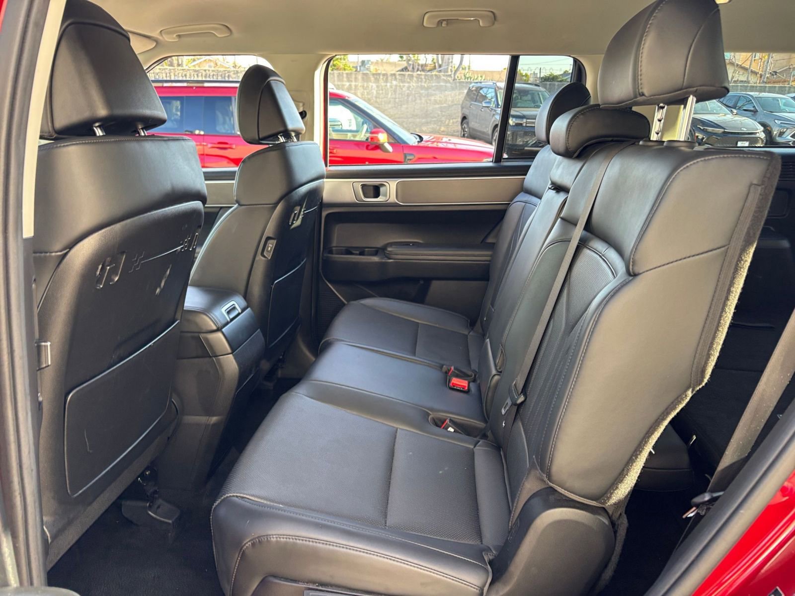 Used 2025 Hyundai Santa Fe SEL image 27