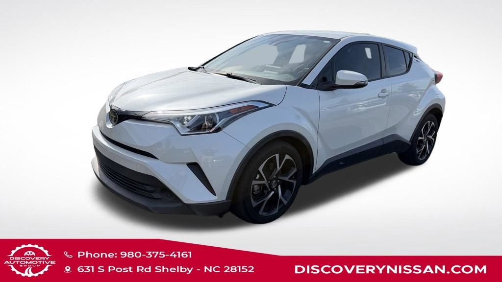 Used 2019 Toyota C-HR XLE image 1