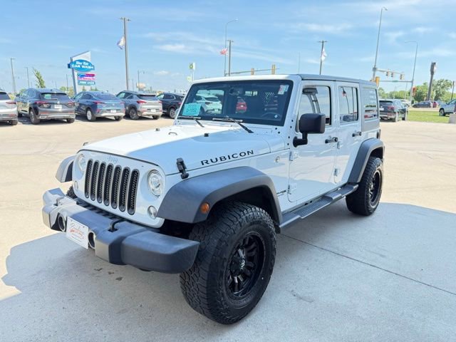 Used 2018 Jeep Wrangler Unlimited Rubicon w/ Connectivity Group AWD/4WD image 29