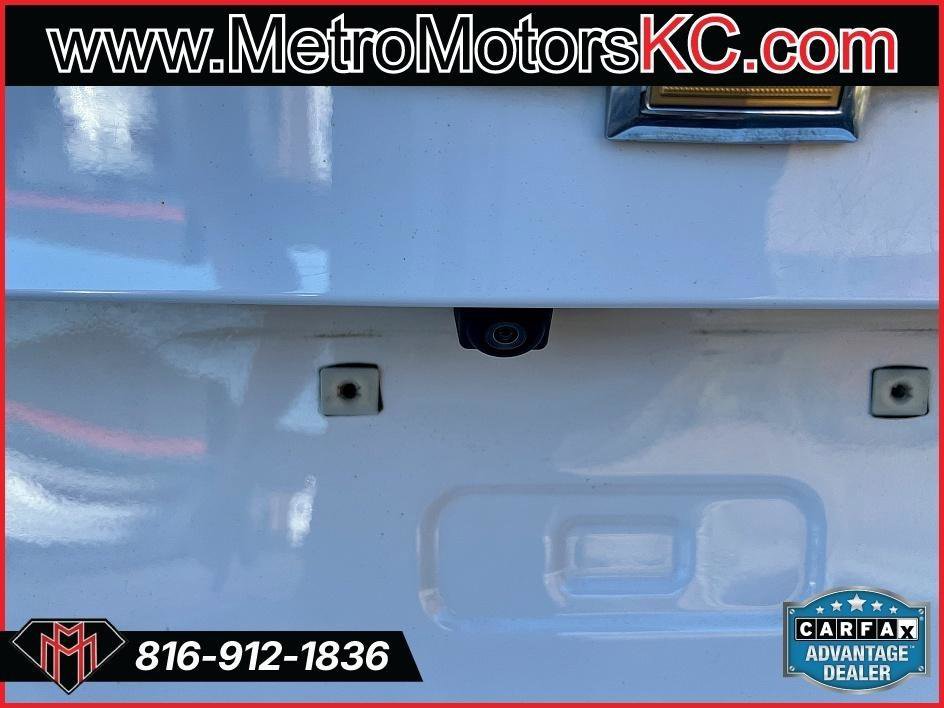 Used 2021 Chevrolet Malibu LS image 33