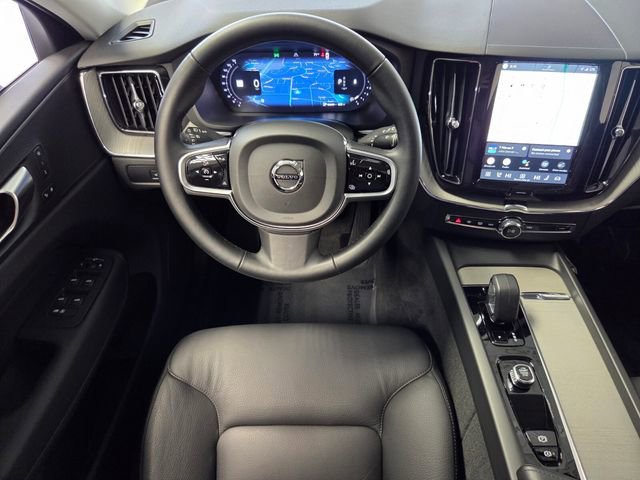 Certified 2025 Volvo XC60 B5 Plus image 17