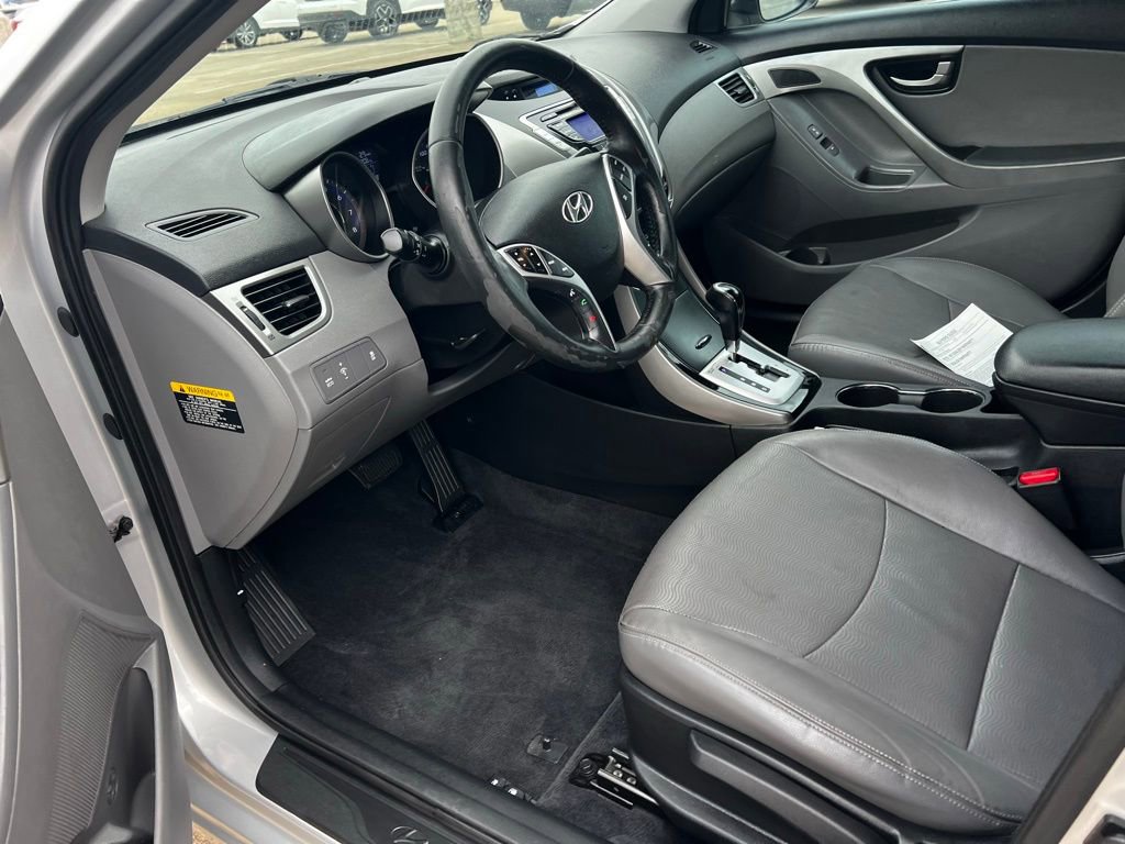 Used 2012 Hyundai Elantra Limited image 19