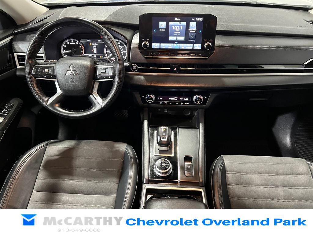 Used 2023 Mitsubishi Outlander SE Black Edition FWD image 25