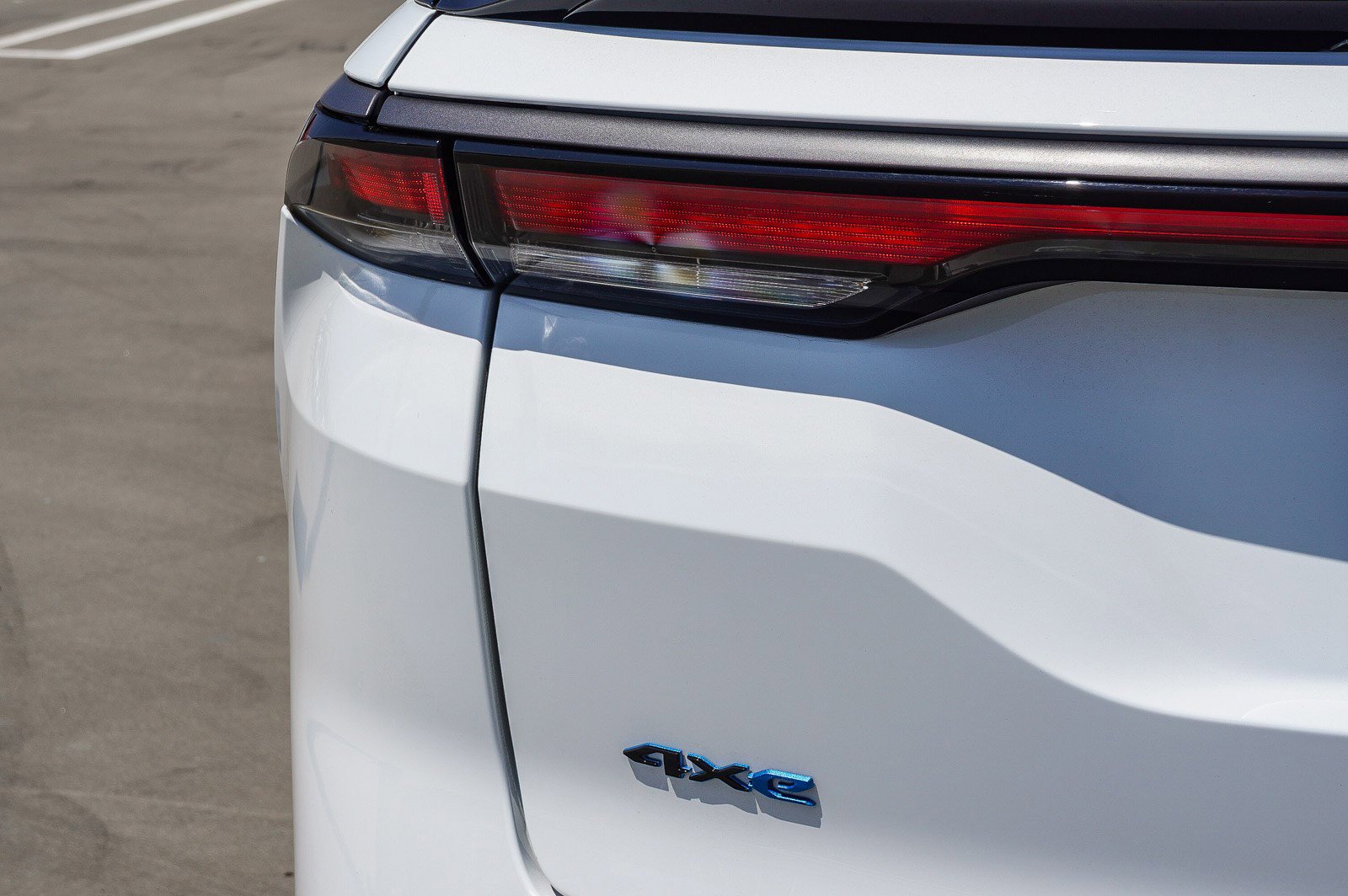 Used 2024 Jeep Wagoneer Launch Edition image 12