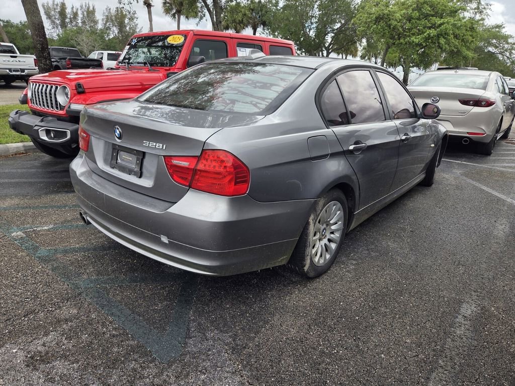 Used 2009 BMW 328i Sedan image 5