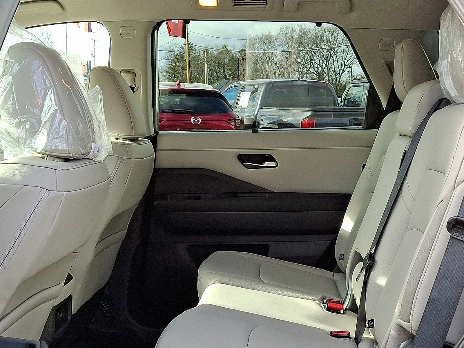 New 2025 Nissan Pathfinder SL image 8