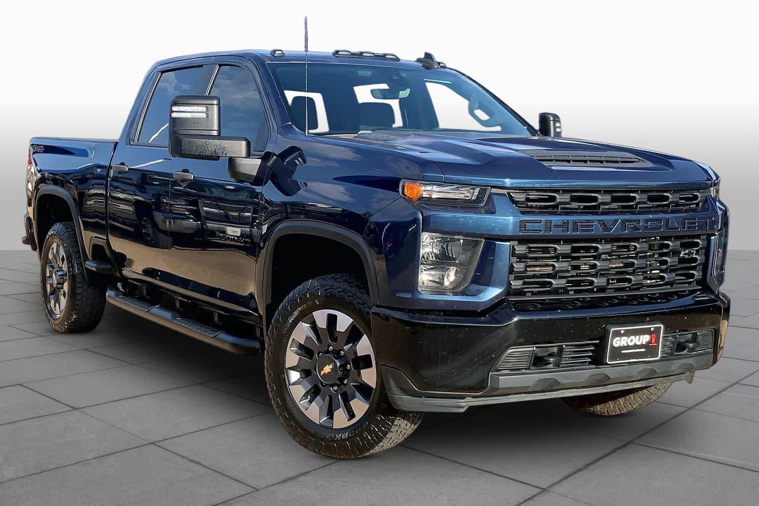 Used 2021 Chevrolet Silverado 2500 Custom w/ Custom Value Package AWD/4WD image 3