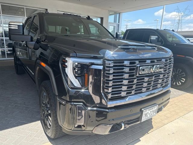 Used 2024 GMC Sierra 2500 Denali Ultimate AWD/4WD image 2