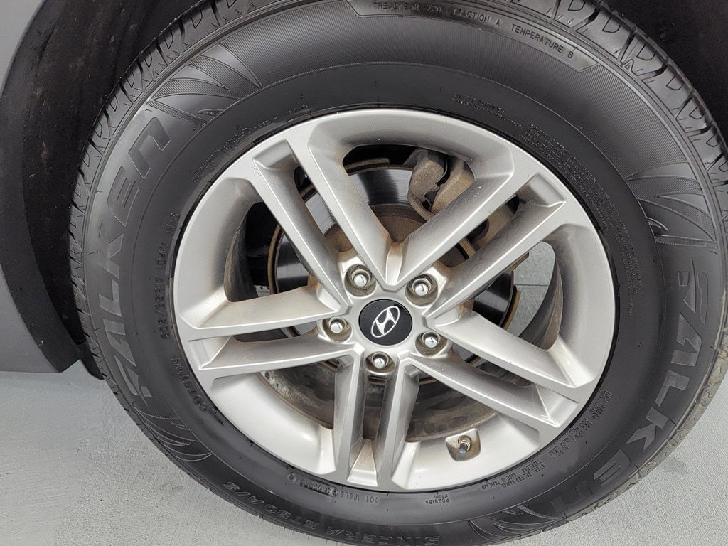 Used 2018 Hyundai Santa Fe Sport FWD image 11