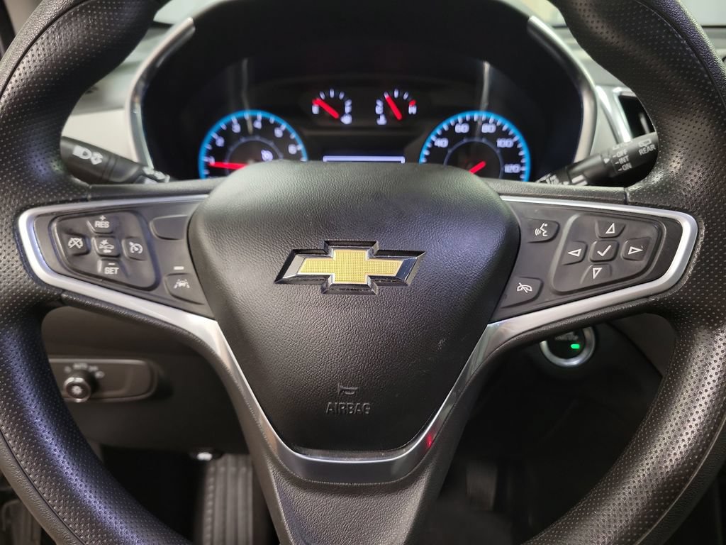 Used 2022 Chevrolet Equinox LS w/ LPO, Floor Liner Package AWD/4WD image 22
