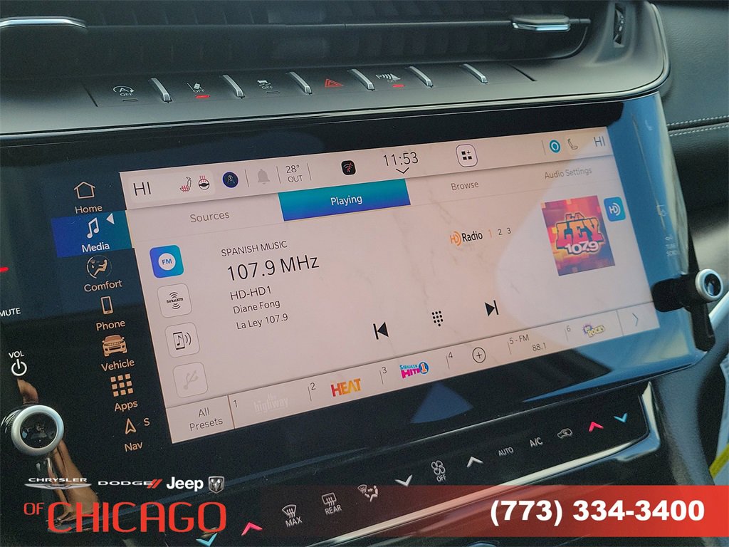 New 2026 Jeep Grand Cherokee Altitude image 32