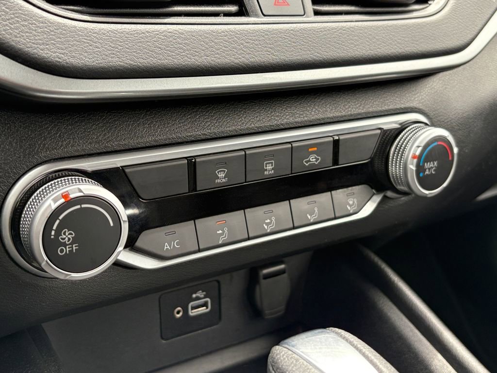 Used 2024 Nissan Altima 2.5 S image 24