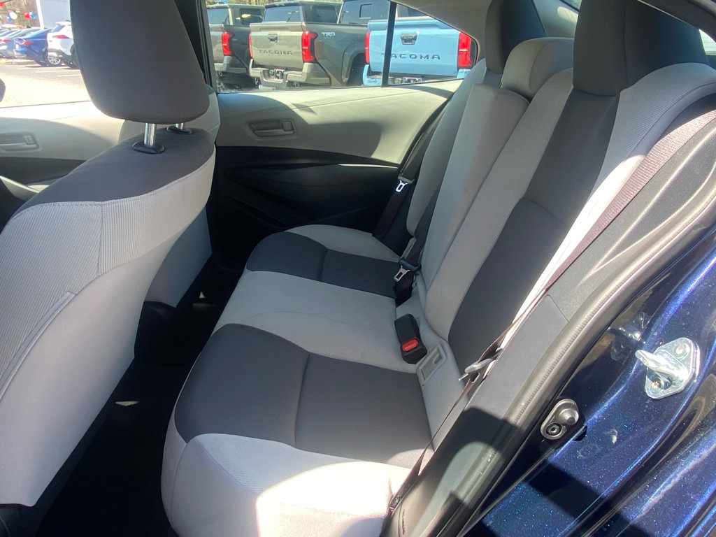Used 2024 Toyota Corolla LE image 6