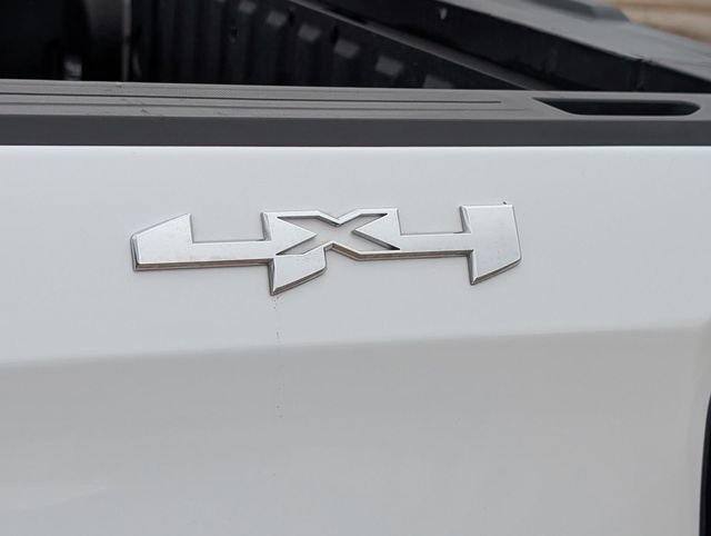 Used 2025 GMC Sierra 1500 SLT image 8