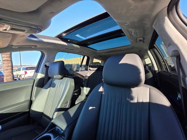 New 2026 Hyundai Ioniq 9 Calligraphy image 13